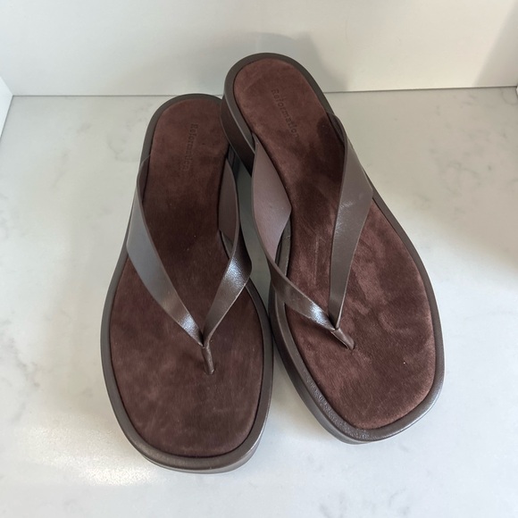 Reformation Eden Platform Thong Sandal - Picture 4 of 7